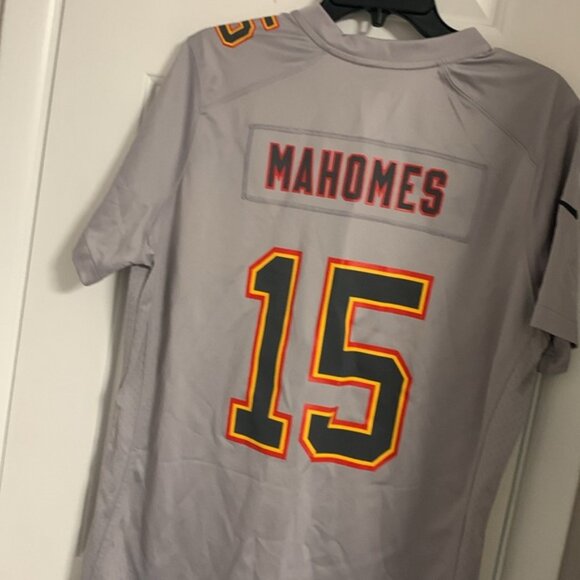 Patrick Mahomes Jersey - Picture 4 of 4